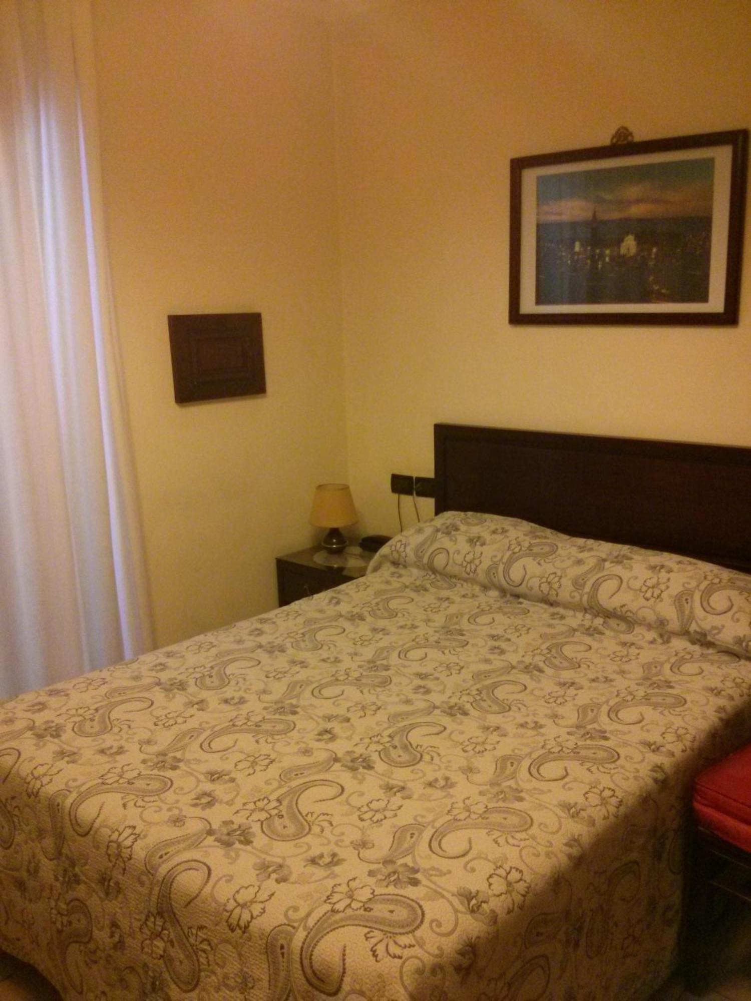 Hotel Cortina Μέστρε Δωμάτιο φωτογραφία